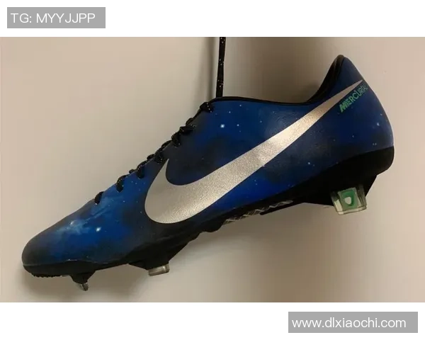 足球明星脚下的传奇鞋履揭秘与品牌背后的故事